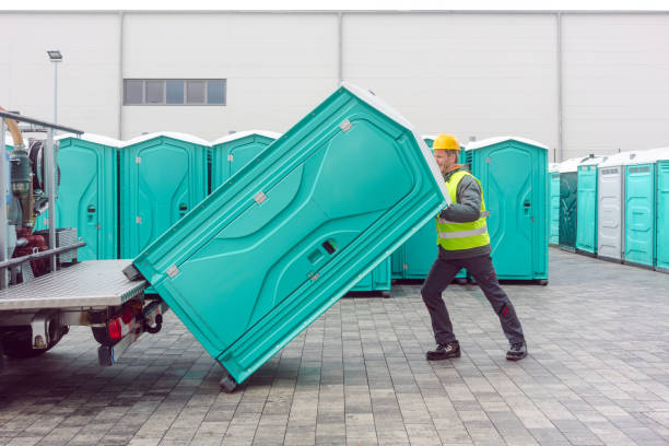 Best Portable bathroom rental  in Santa Clara, OR
