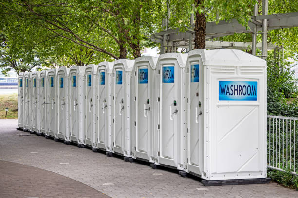 Best Portable restroom trailer rental  in Santa Clara, OR